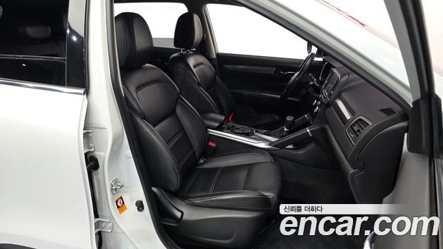 Renault Korea QM6 Diesel 2WD LE 2017 — фото 11