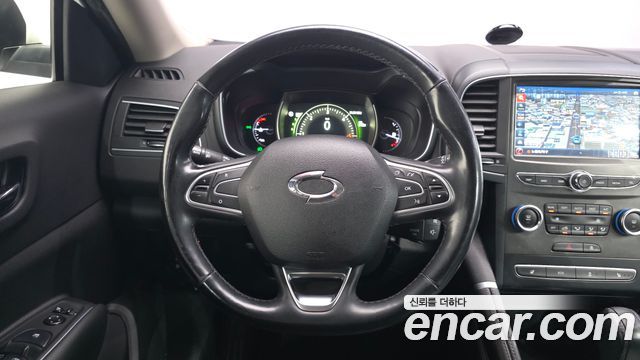 Renault Korea QM6 Diesel 2WD LE 2017 — фото 13