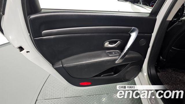 Renault Korea SM7 Nova LPLI 2.0 LPe Disabled 2016 — фото 25