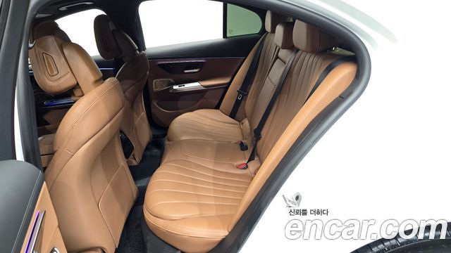 Mercedes-Benz E-Class (W214) E300 4MATIC Exclusive 2024 — фото 11