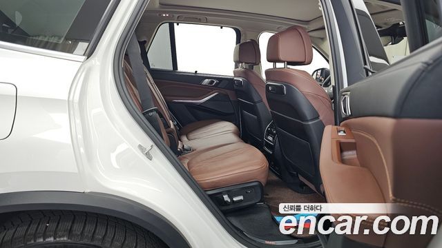 BMW X5 (G05) xDrive 40i xLine 2024 — фото 12