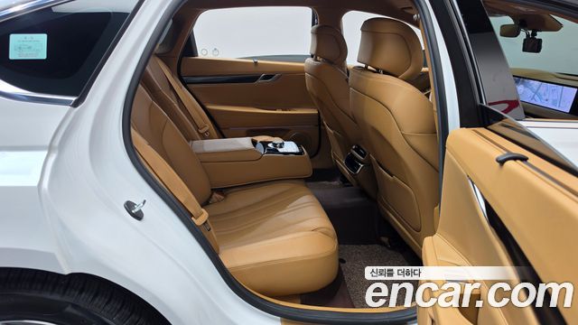 Genesis G80 (RG3) Gasoline 2.5 Turbo AWD 2025 — фото 11