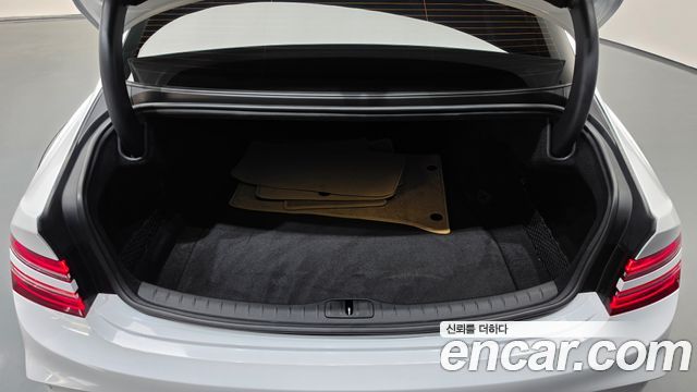 Genesis G80 (RG3) Gasoline 2.5 Turbo AWD 2025 — фото 18