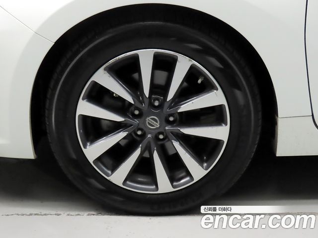 Nissan Altima 2.5 L33 2017 — фото 23
