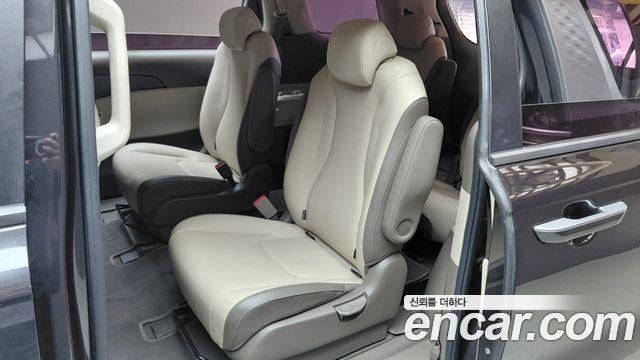 Kia Carnival (IV) Diesel 9-Seater Prestige 2022 — фото 12