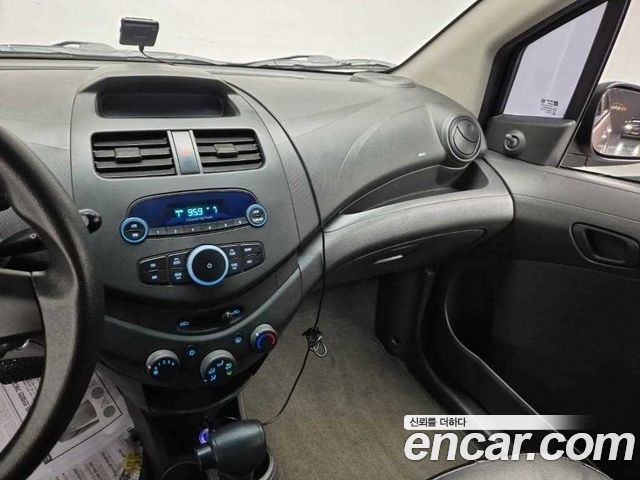 Chevrolet Spark L 2012 — фото 10
