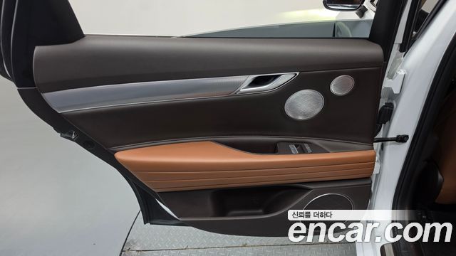 Genesis G80 (RG3) Gasoline 2.5 Turbo AWD 2022 — фото 25