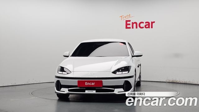Hyundai Ioniq 6 Long Range Exclusive 2023 — фото 3