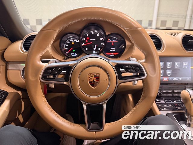 Porsche 718 Boxster 2.0 2017 — фото 17
