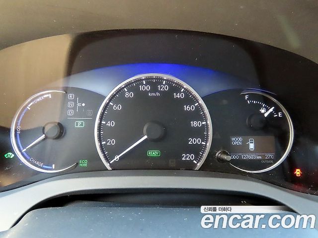 Lexus CT200h 1.8 Supreme ZWA10 2017 — фото 9