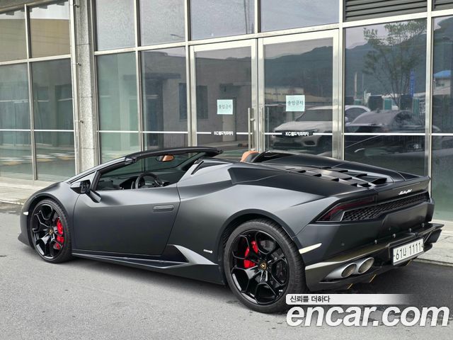 Lamborghini Huracan LP610-4 Spyder 2016 — фото 3
