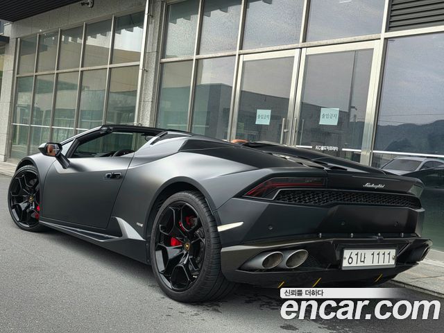 Lamborghini Huracan LP610-4 Spyder 2016 — фото 7