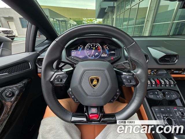 Lamborghini Huracan LP610-4 Spyder 2016 — фото 9