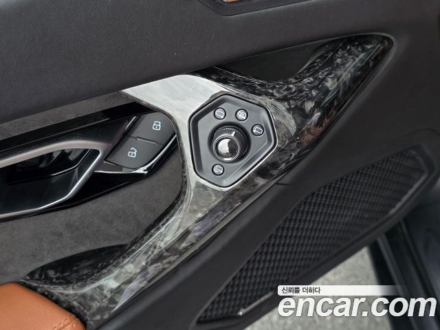 Lamborghini Huracan LP610-4 Spyder 2016 — фото 20