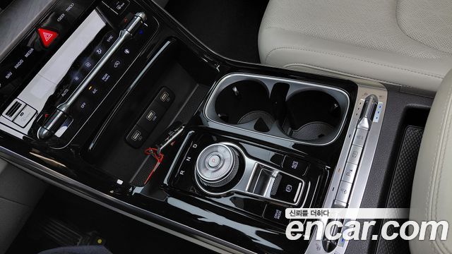 Kia Carnival (IV) Diesel 9-Seater Noblesse 2023 — фото 9