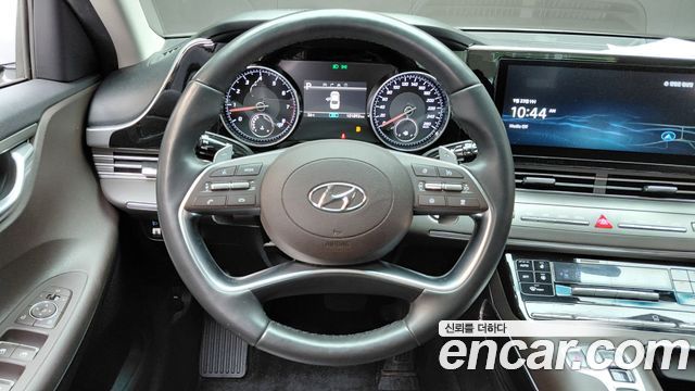 Hyundai Grandeur (IG) 3.0 LPi Rent Car Premium 2022 — фото 13