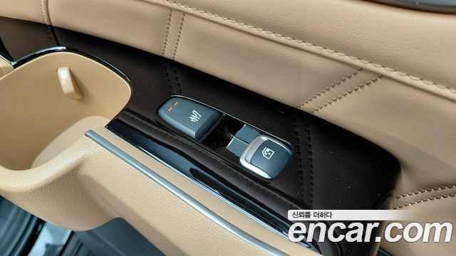 Kia Sorento (IV) Gasoline 2.5T 4WD Signature 2023 — фото 28