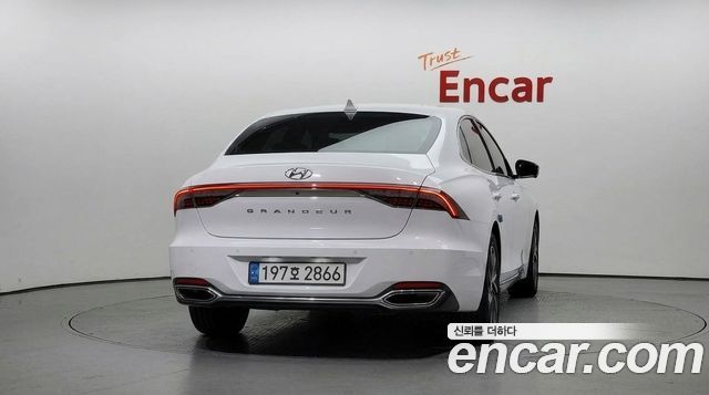 Hyundai Grandeur (IG) 3.0 LPi Rent Car Exclusive 2023 — фото 4