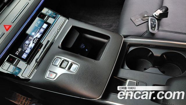 Hyundai Grandeur (IG) 3.0 LPi Rent Car Exclusive 2023 — фото 9