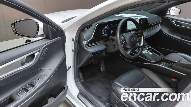 Hyundai Grandeur (IG) 3.0 LPi Rent Car Exclusive 2023 — фото 10