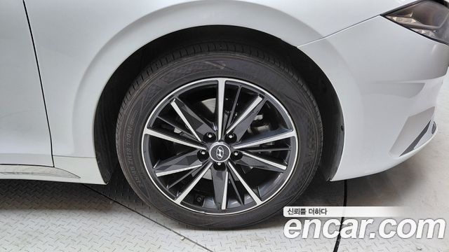 Hyundai Grandeur (IG) 3.0 LPi Rent Car Exclusive 2023 — фото 21