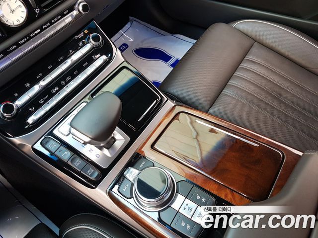Genesis EQ900 3.8 GDI AWD Prestige 2016 — фото 15