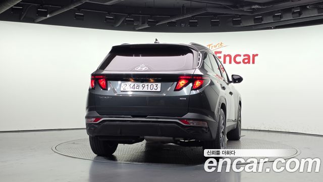 Hyundai Tucson (NX4) Diesel 2.0 4WD Premium 2023 — фото 4