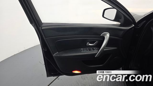 Renault Korea SM5 Nova Classic 2018 — фото 24