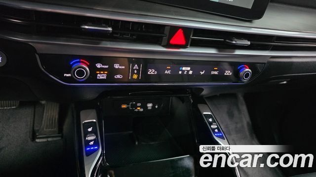 Kia Sorento (IV) Gasoline 2.5T 2WD Prestige 2024 — фото 17
