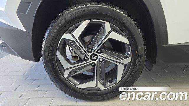 Hyundai Tucson (NX4) Gasoline 1.6 Turbo 4WD Inspiration 2023 — фото 5
