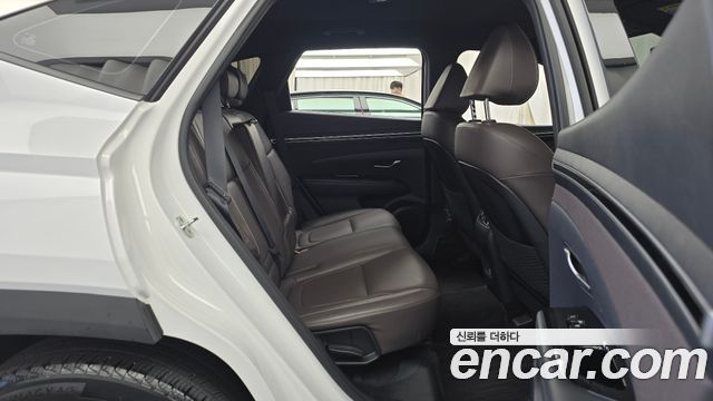 Hyundai Tucson (NX4) Gasoline 1.6 Turbo 4WD Inspiration 2023 — фото 11