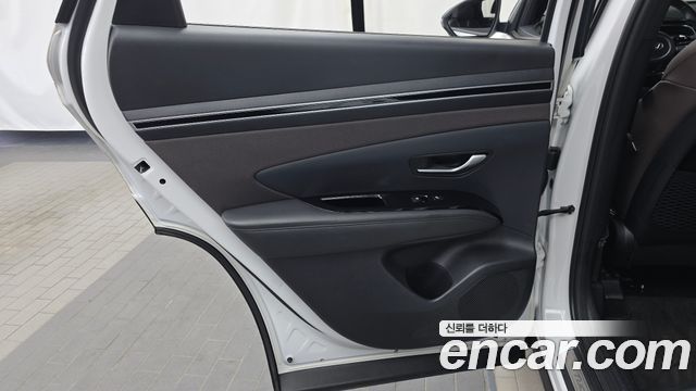 Hyundai Tucson (NX4) Gasoline 1.6 Turbo 4WD Inspiration 2023 — фото 25