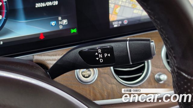 Mercedes-Benz E-Class (W213) E300 Exclusive 2017 — фото 9
