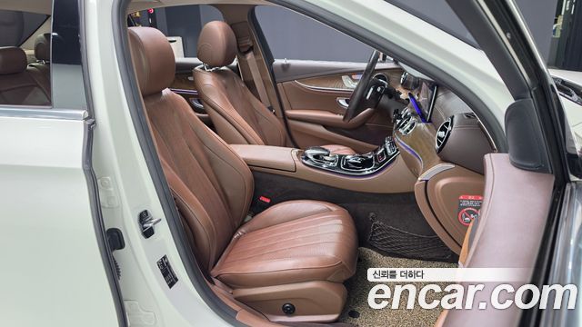 Mercedes-Benz E-Class (W213) E300 Exclusive 2017 — фото 15