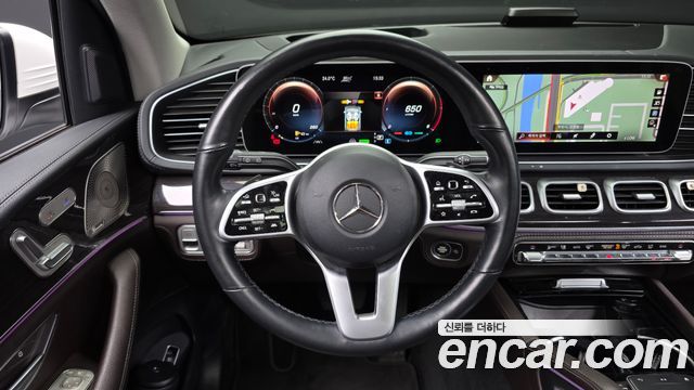 Mercedes-Benz GLE-Class (W167) GLE300d 4MATIC 2022 — фото 13
