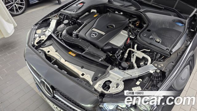 Mercedes-Benz E-Class (W213) E250 AMG Line 2023 — фото 6