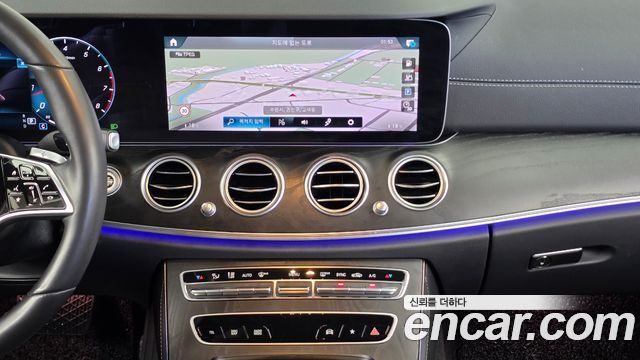 Mercedes-Benz E-Class (W213) E250 AMG Line 2023 — фото 14