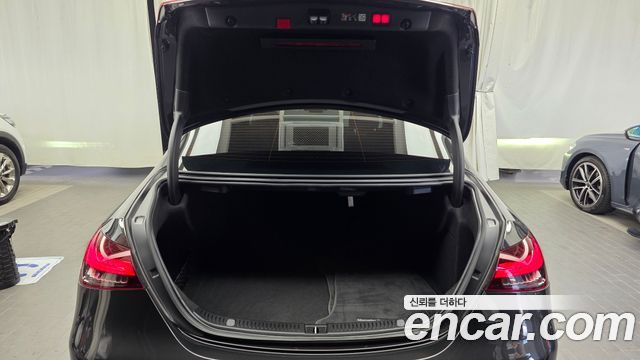 Mercedes-Benz E-Class (W213) E250 AMG Line 2023 — фото 20