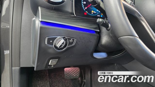 Mercedes-Benz E-Class (W213) E250 AMG Line 2023 — фото 28