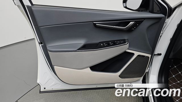 Kia EV6 Long Range 4WD Earth 2025 — фото 24