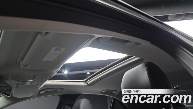 Mercedes-Benz E-Class (W213) E220d 4MATIC Avantgarde 2018 — фото 16