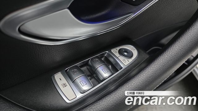 Mercedes-Benz E-Class (W213) E220d 4MATIC Avantgarde 2018 — фото 34