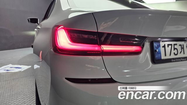 BMW 3 Series (G20) 320i M Sport 2021 — фото 23