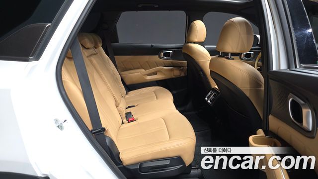 Kia Sorento (IV) HEV 1.6 2WD Gravity 2023 — фото 16