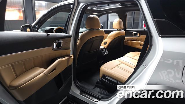 Kia Sorento (IV) HEV 1.6 2WD Gravity 2023 — фото 32