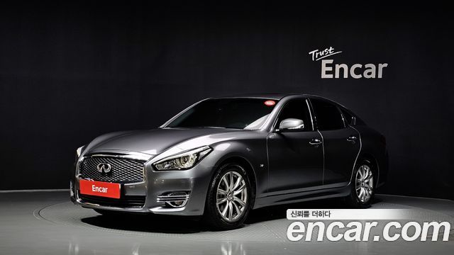 Infiniti Q70 3.7 Style