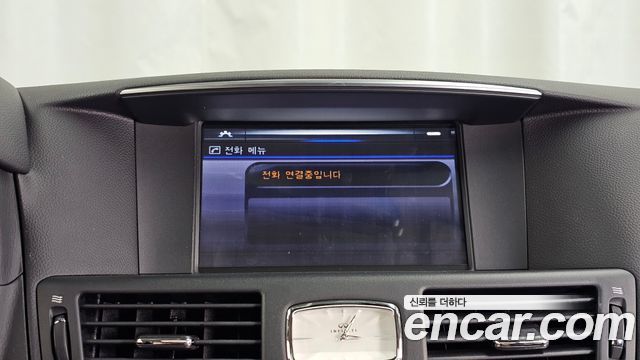 Infiniti Q70 3.7 Style 2015 — фото 16