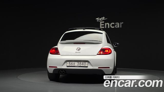 Volkswagen Beetle 2.0 TDI Premium 3rd 2015 — фото 4