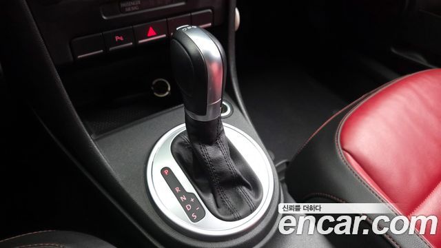 Volkswagen Beetle 2.0 TDI Premium 3rd 2015 — фото 9