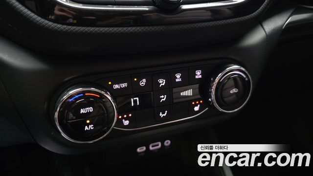 Chevrolet Trailblazer 1.3 Turbo 2WD Premier 2022 — фото 29